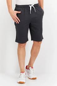 تصویر 2 از شلوارک ترکینگ با مقاومت بالا و طراحی مناسب مسیر های طبیعت